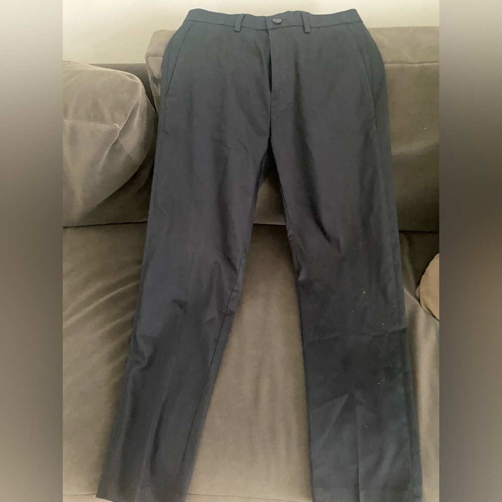 Men’s black dress pants